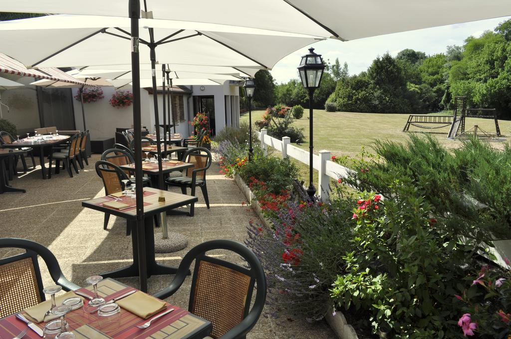 Hotel Restaurant Le Relais De Pouilly Eksteriør billede