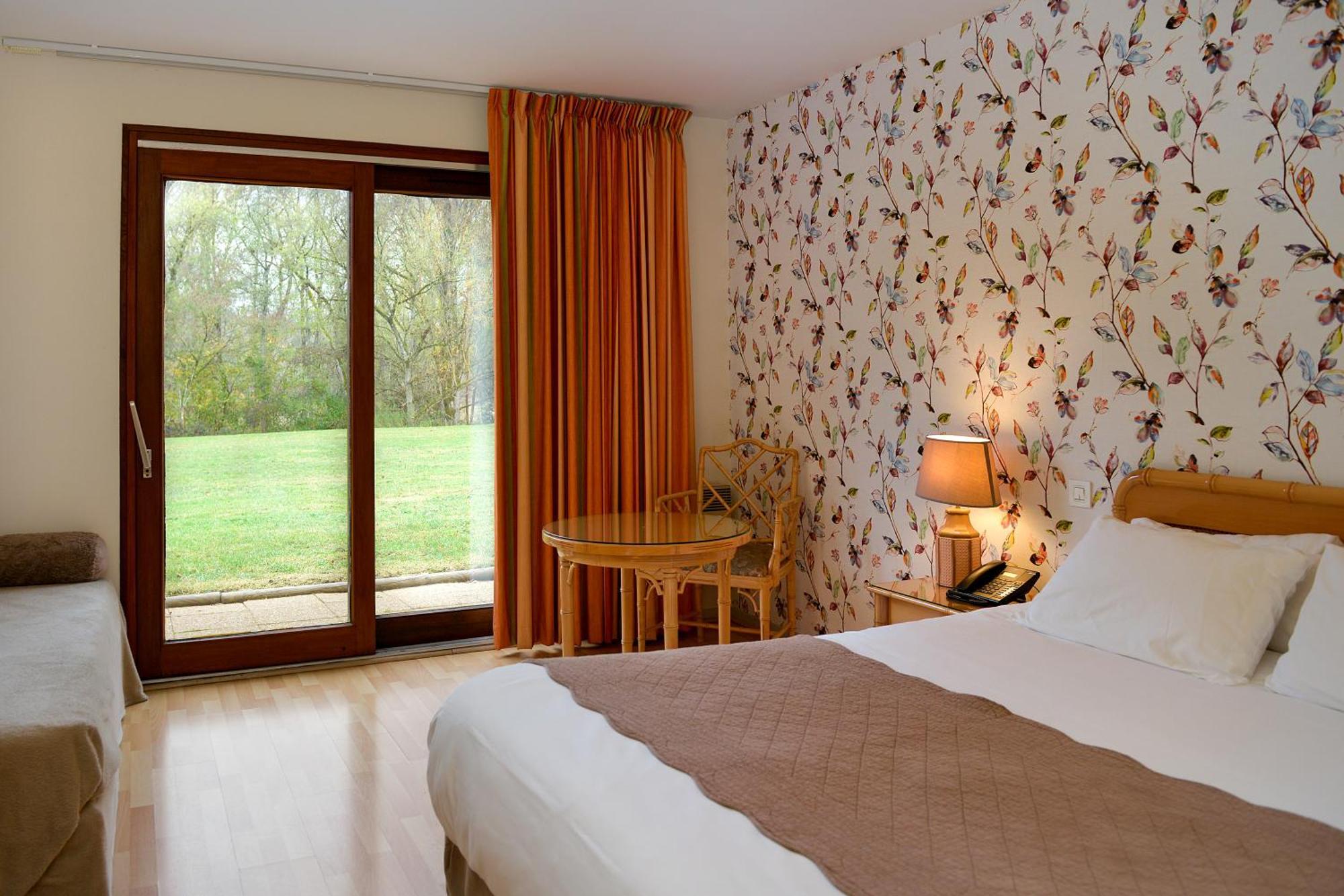 Hotel Restaurant Le Relais De Pouilly Eksteriør billede