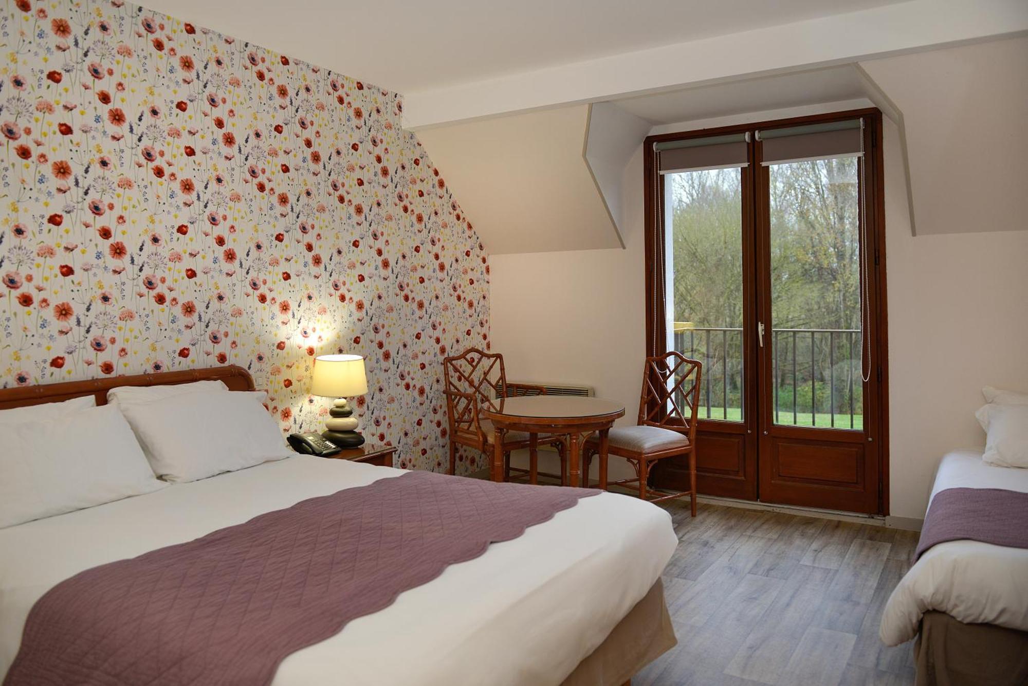 Hotel Restaurant Le Relais De Pouilly Eksteriør billede