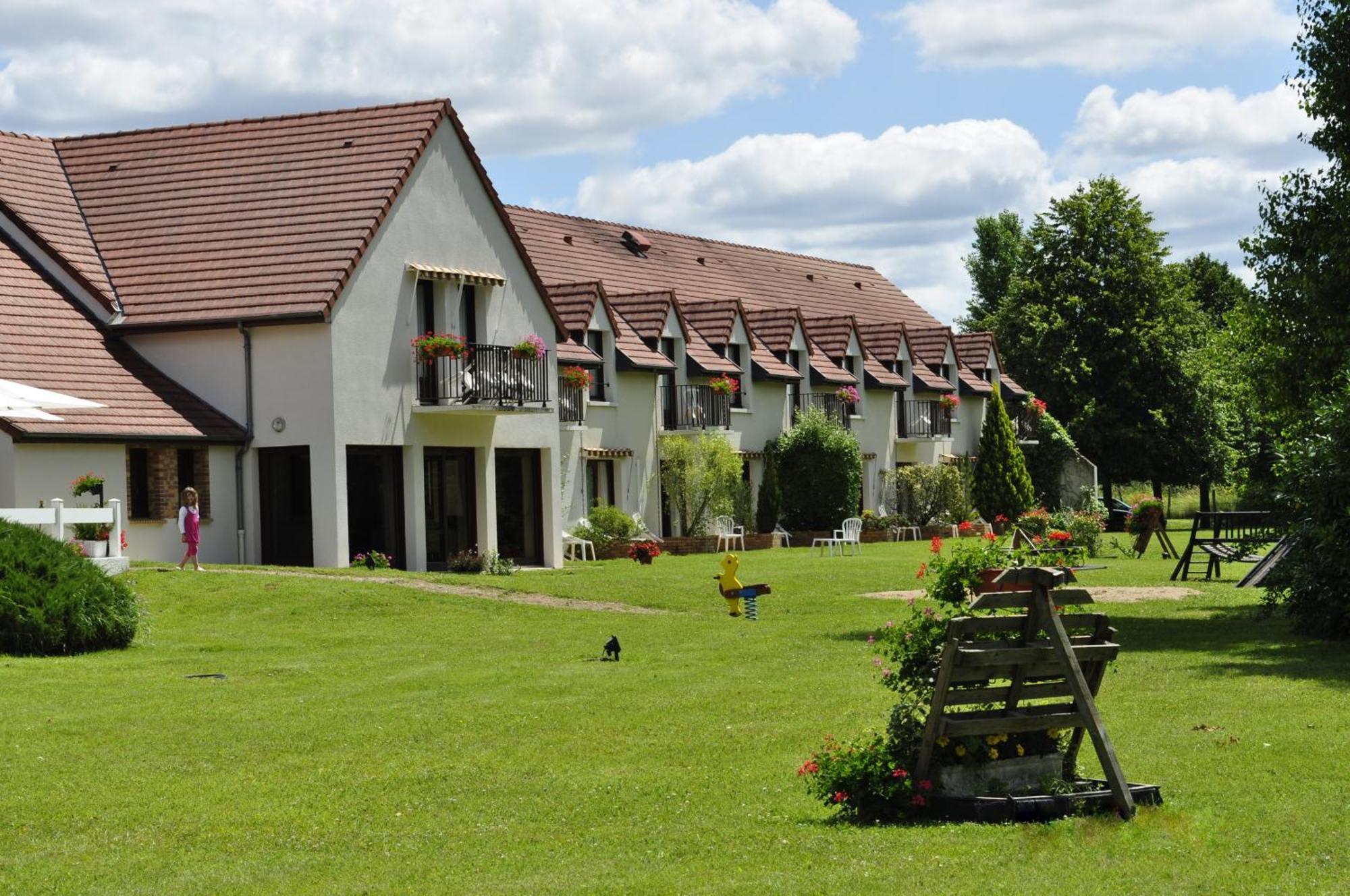 Hotel Restaurant Le Relais De Pouilly Eksteriør billede