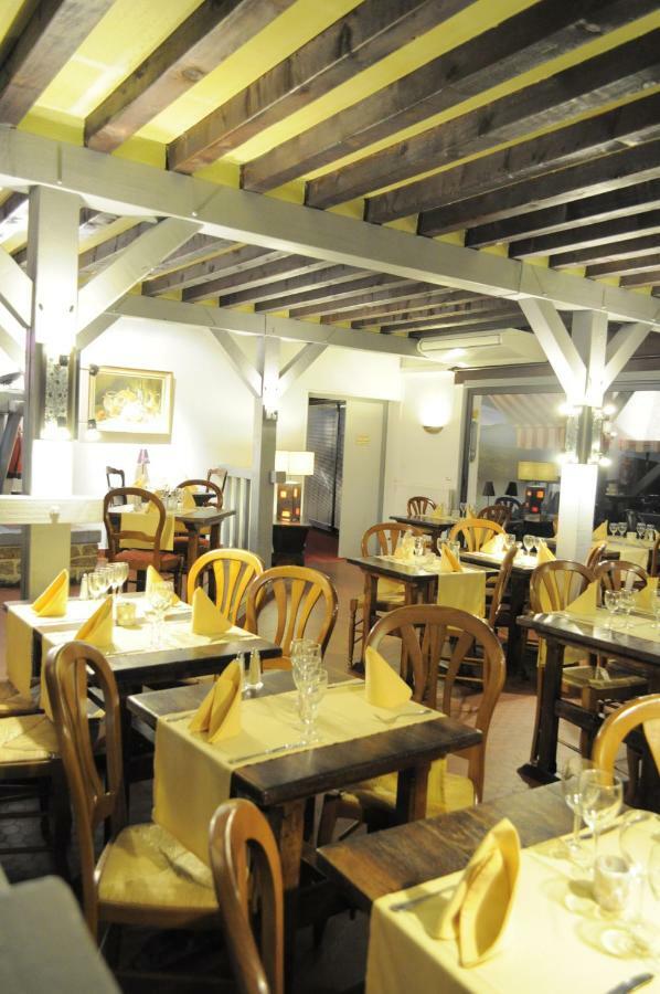 Hotel Restaurant Le Relais De Pouilly Eksteriør billede